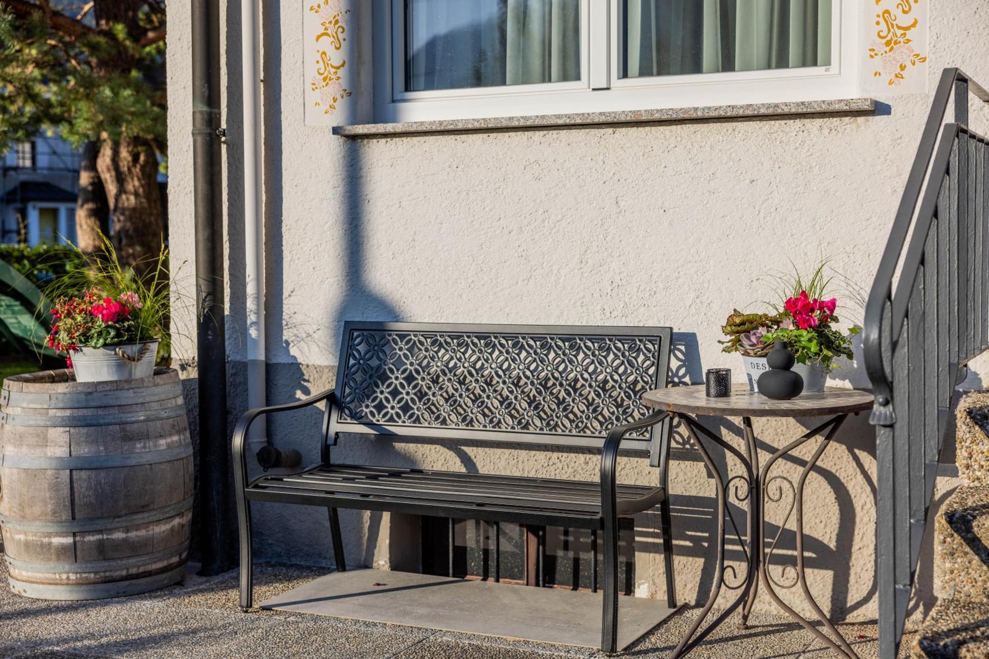 Haus Christina - Romantik Suite Burs Exterior photo
